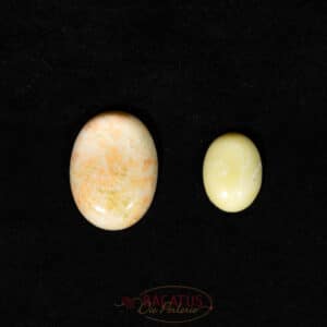 Lemon jade oval cabochon 18 x 13 mm, 1 piece