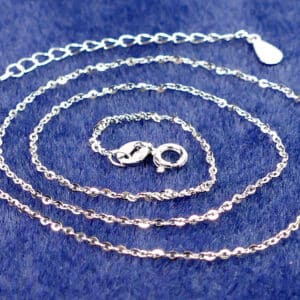 Chaîne avec fermoir en argent 925 0,7 mm 24cm